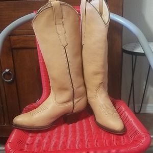 DAN POST COWBOY BOOTS